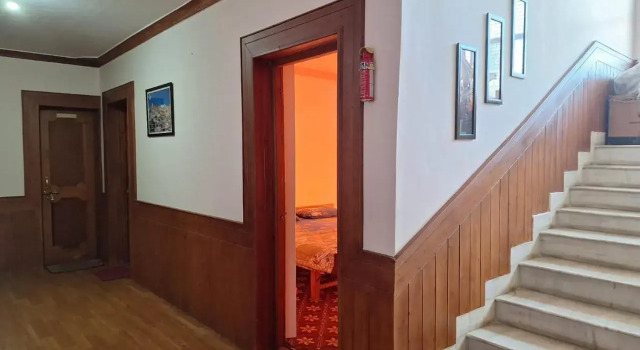 Shanti Guest House