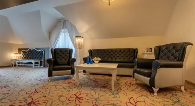 Люкс Executive Hotel & SPA Czarny Groń