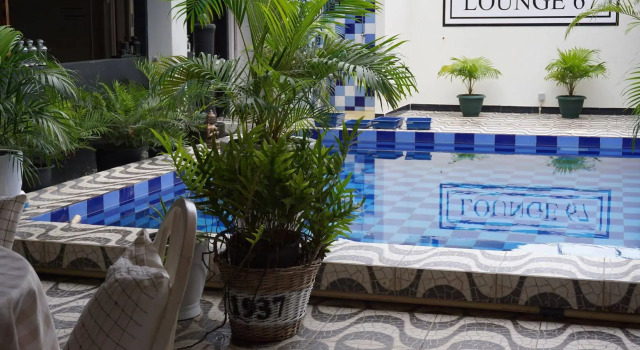 Holland Lodge Paramaribo, Buchen Sie Hotel Hotels in Paramaribo mit Frühstück, in der Nähe von Waterkant, Frühstück