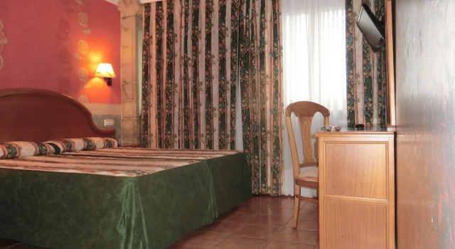 Двухместный номер Standard с балконом Hotel Las Ruedas