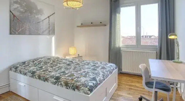 4BR 1000sq² The Chic Haven calm comfort, Réserver Hôtel Angoulême 