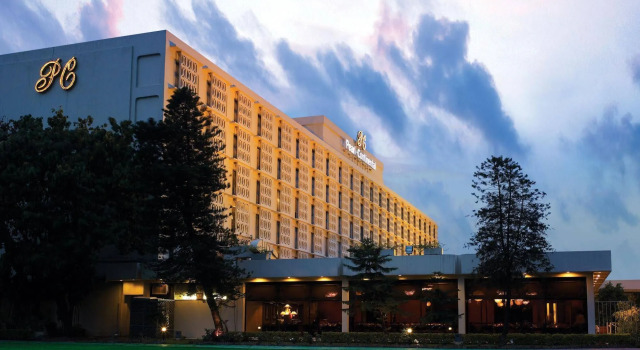 Pearl Continental Hotel, Rawalpindi, Book Hotel Hoteller i Rawalpindi med parkering, Parkering