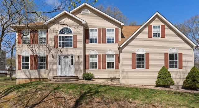 Amazing Vacation House In Poconos~hottub~game Room 6 Bedroom Home, Book Hotel Stroudsburg 