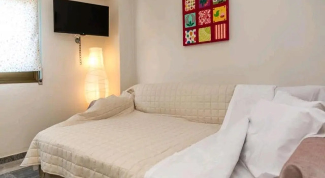 Mary's studio, Book Hotel Volos 