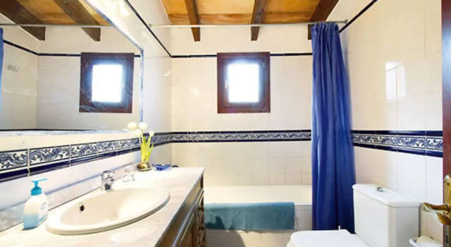 Вилла Villa - 3 Bedrooms with Pool and WiFi - 103221