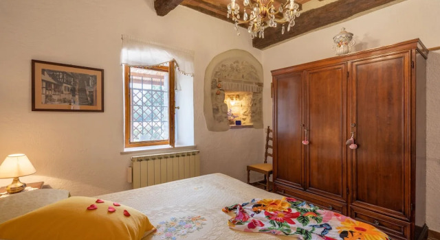 Selvatellino, Buchen Sie Pension Hotels in Elsa-Tal mit Parkplatz, Parkplätze