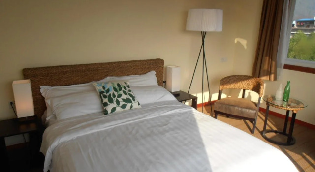 Yangshuo River Times Hotel, Boek Hotel Yangshuo Guangxi