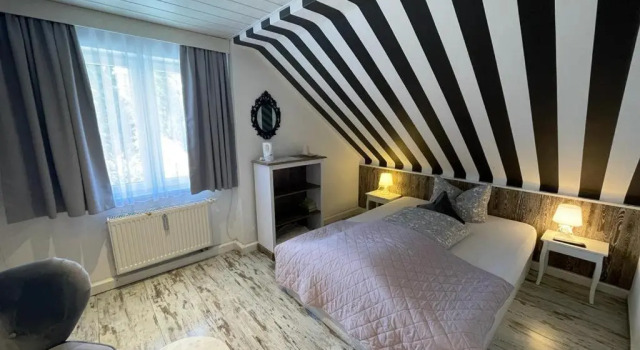 Номер Standard LA Boutique House