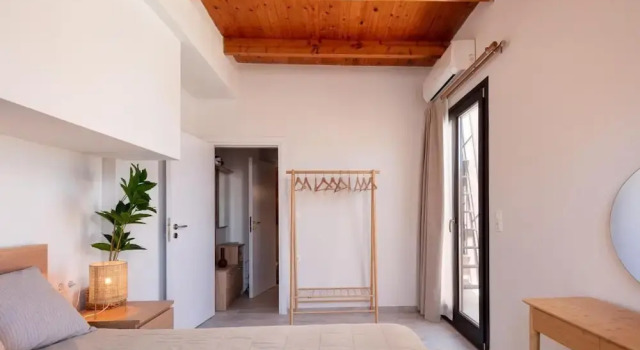 Fortezza Sea Breeze Anne-2BR with view