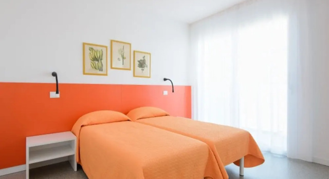 Vibrant Accommodation in Lignano Sabbiadoro, Book Lejlighed Hoteller i Friuli Venezia Giulia med parkering, Parkering