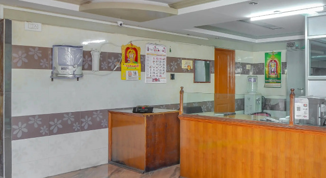 Super Hotel O Tiruppur Near Railway station, Забронировать Отель Отели штата Тамилнада 3 звезды, 3*