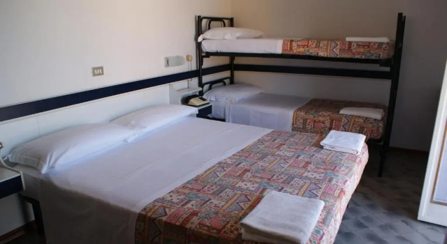 Четырёхместный номер Standard Hotel B&B Avana