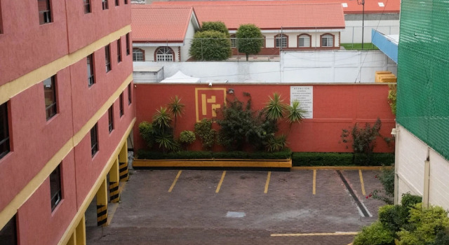 Номер Standard Hotel Rossel Plaza