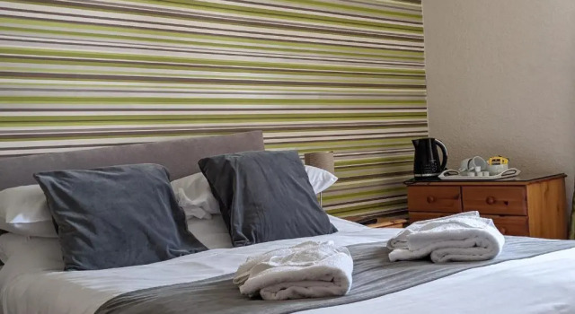 Двухместный номер Standard Crown Hotel