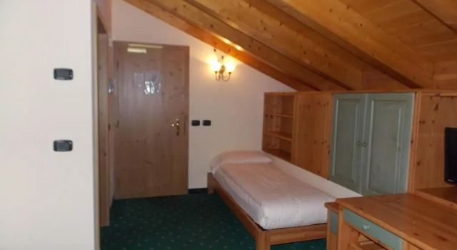 Standard Dreier Zimmer mit Balkon Hotel Primula
