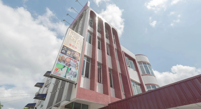 Ksk Homestay, Rezervovat Hotel Hotely v Keluang s parkováním, Parkování
