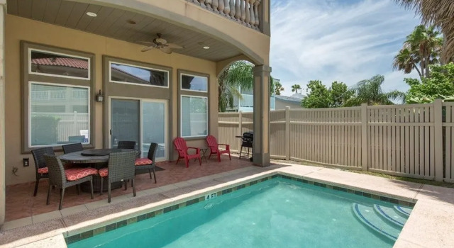 Коттедж Luxury с 3 комнатами с балконом Casa Picasso 3 BR Home with Private Pool