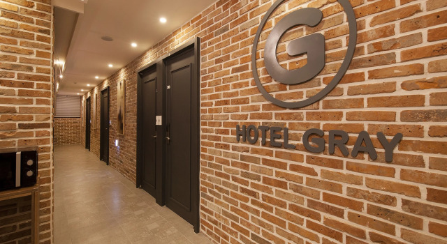 Hotel Gray