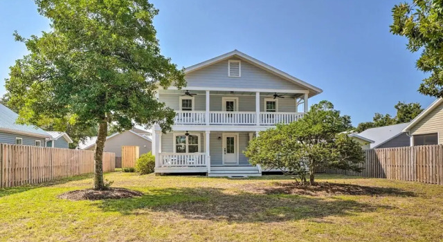 Historic Family Home < 1 Mi to Long Beach!