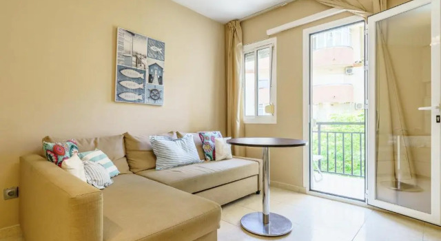 CT 178 - Versalles City Apartment - Fuengirola, Забронировать Апартаменты/квартира Апартаменты Фуэнхирола, рядом с Salon Varietes Theatre, Апартаменты/квартира