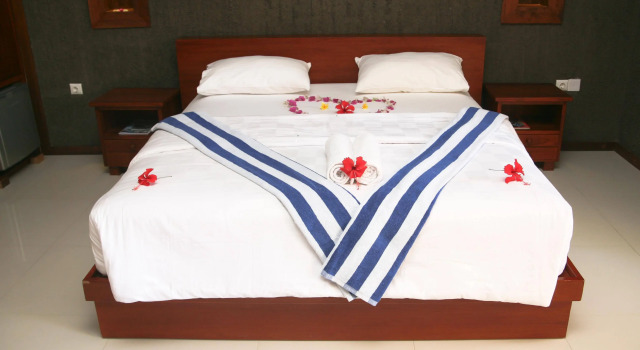 Good Heart Resort, Забронировать Курортный отель СПА-отели Гилей Траванган, рядом с Порт Гили Траванган, SPA-услуги