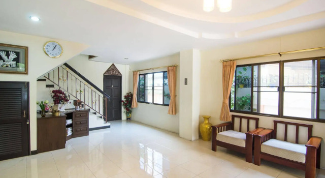Happy Guesthouse