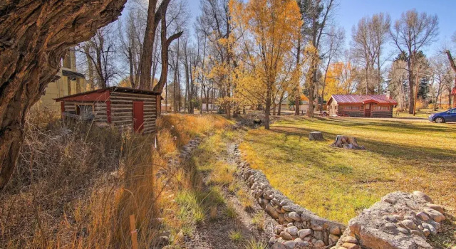 Коттедж c 1 комнатой Cozy Colorado Cabin w/ Deck, Grill & River Access!