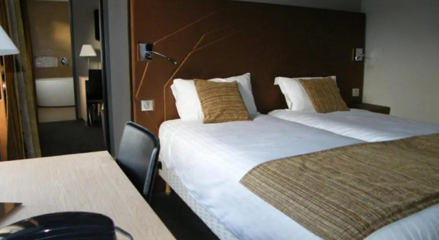 Двухместный номер Superior CITHOTEL Saint-Pierre