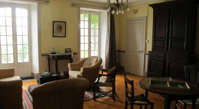 Коттедж Maison Provost