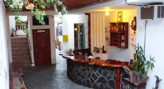 Galapagos Islands Hotel, Boek Hotel Puerto Ayora 