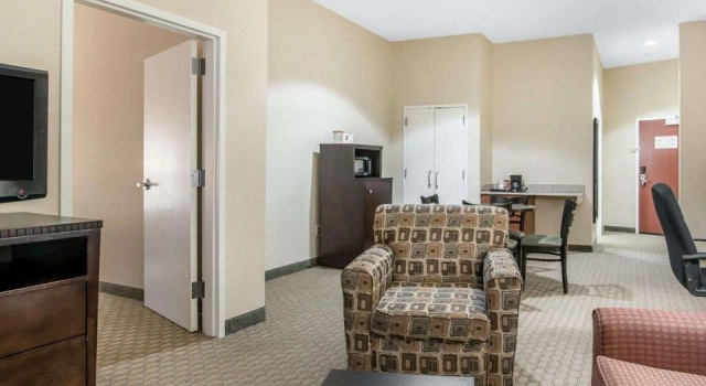 Трёхместный люкс Spark by Hilton Vestal Binghamton University Area