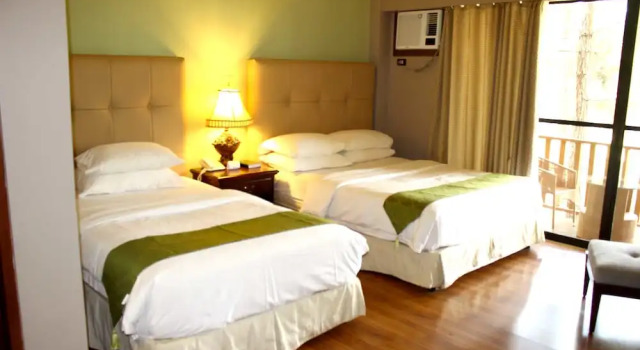 Pinegrove Mountain Lodge