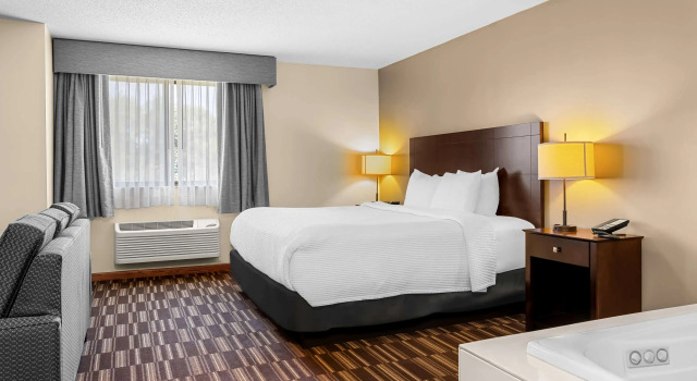 Двухместный люкс Best Western University Inn