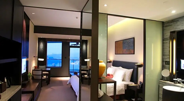 Двухместный номер Deluxe Shenzhen Castle Golf Resort