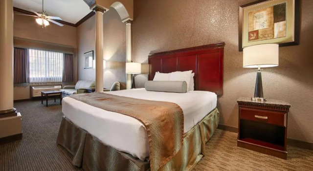 Люкс Best Western Plus Main Street Inn