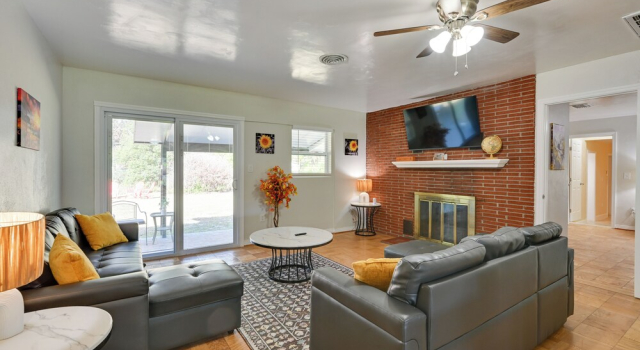 7 Mi to Busch Gardens! Family & Pet-friendly Home, Réserver Maison de vacances Lutz Floride