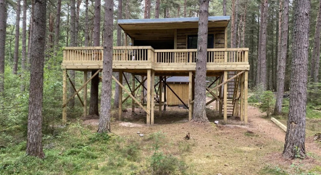 Remarkable 1-bed Treehouse 10 Mins From Inverness, Boek Hotel Inverness Moray Firth