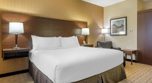 Номер Standard Best Western Plus, Bathurst Hotel & Suites