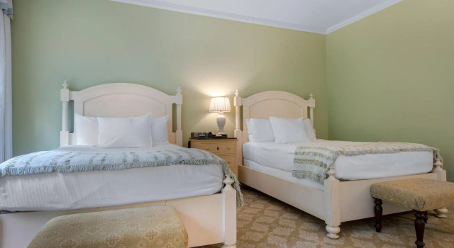 Четырёхместный номер Deluxe Omni Bedford Springs Resort & Spa