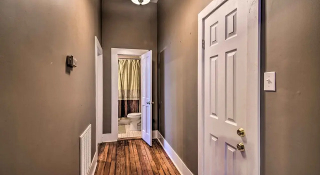 Апартаменты Bright Apartment, Near Vicksburg Military Park!