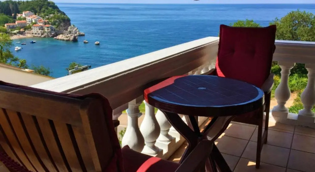 Двухместный номер Comfort с балконом и с видом на море Villa Sara Guesthouse