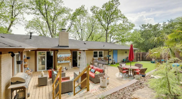 Коттедж Spacious Atlanta Home w/ Yard ~ 9 Mi to Downtown