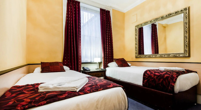 Двухместный номер Standard Tudor Court Hotel