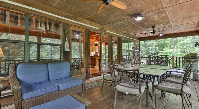 PICKs RIVERSIDE RETREAT, Забронировать Отель Necowa Cove США