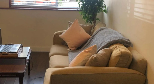 3 bed on a tree lined street in Kits -Quiet Comfortable Convenient, Buchen Sie Hotel Vancouver 