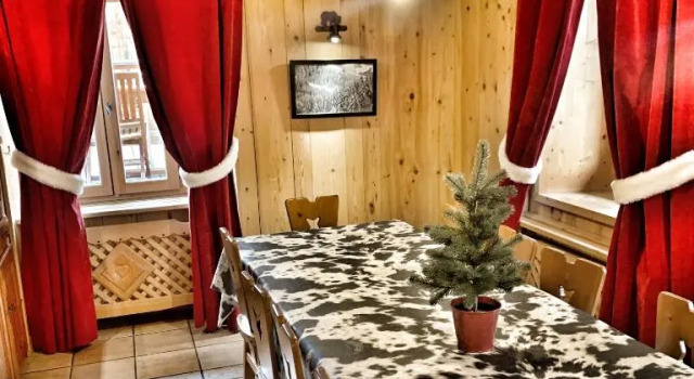 Chalet Marie Claire, Забронировать Шале Отели Нотр-Дам-де-Белькомб 4 звезды, рядом с Горнолыжный подъемник Вердет, 4*