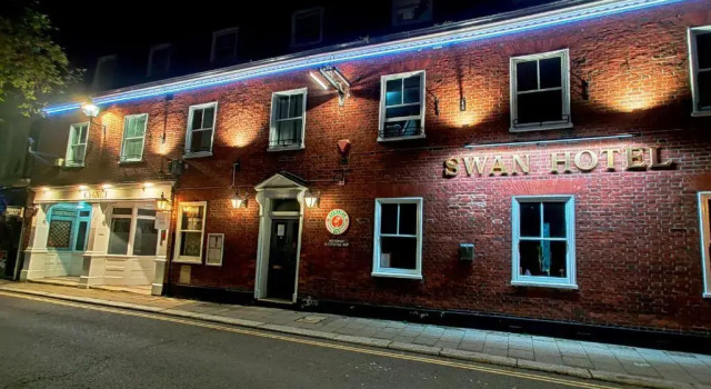 The Swan Hotel, Varaa Hotelli All inclusive -hotellit kohteessa Merseyside, All Inclusive