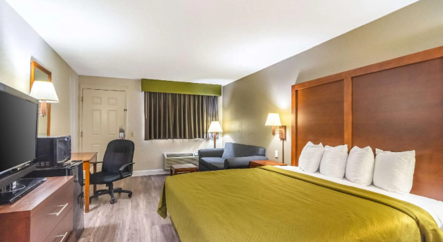 Двухместный номер Standard Red Roof Inn Sanford