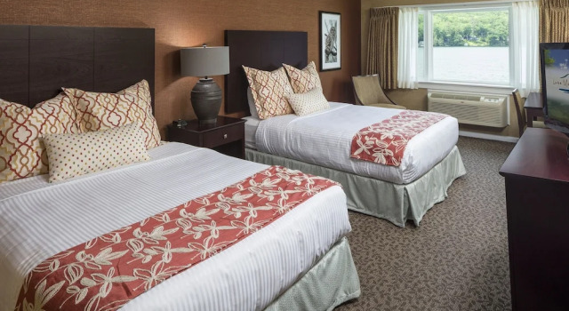 Номер Deluxe Lake Morey Resort