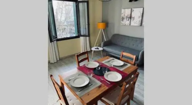 Appartement sur les quais de la Sorgue, Забронировать Апартаменты/квартира Л'Иль-сюр-ла-Сорг Воклюз